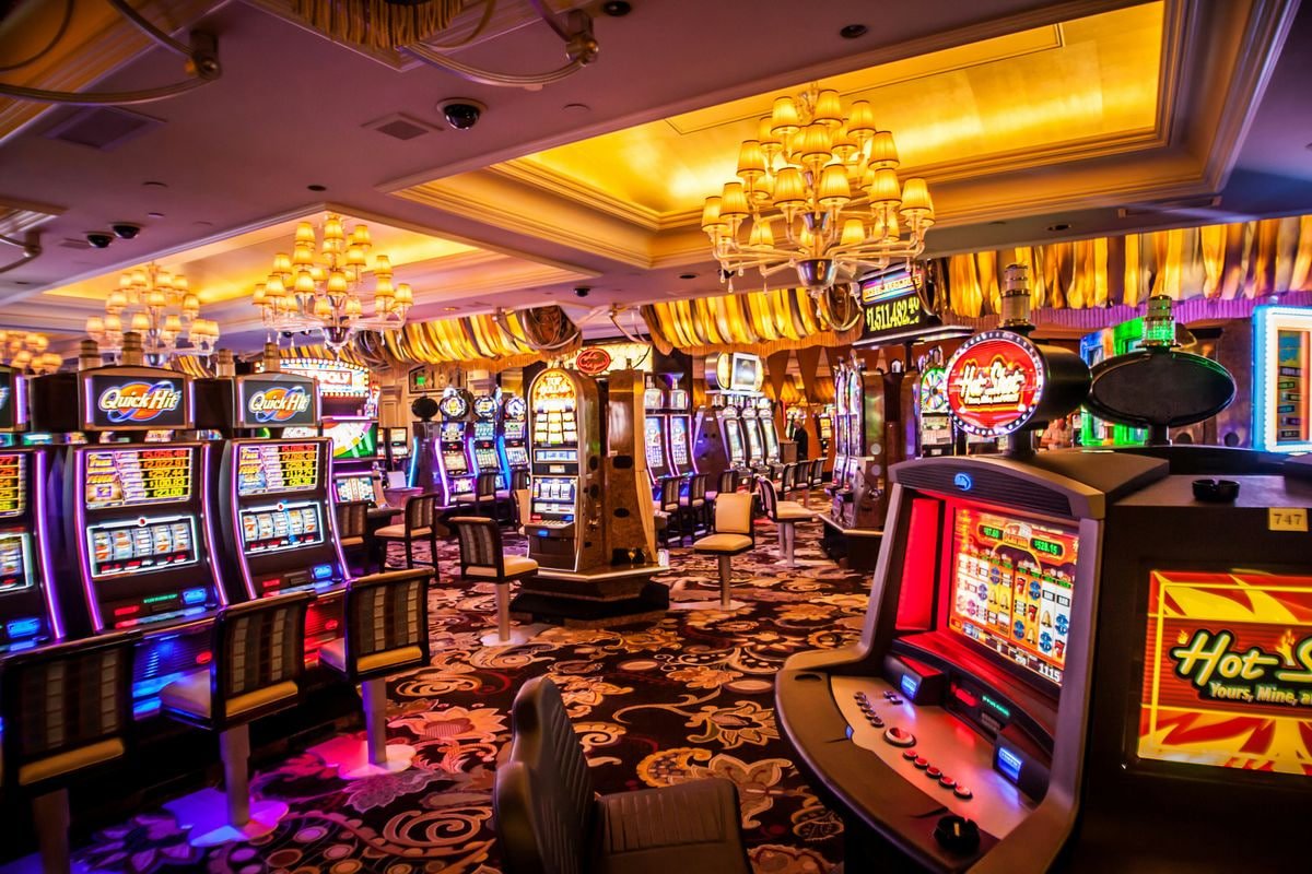 slots33